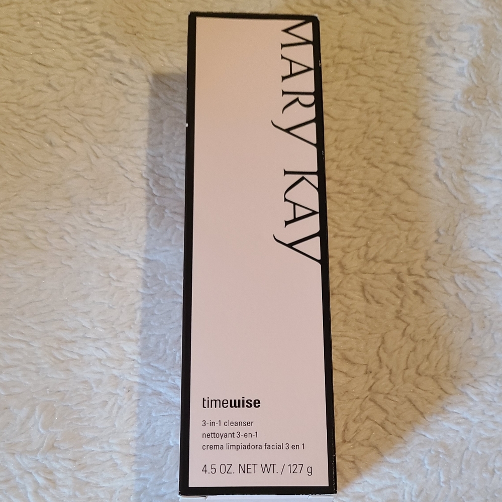 Mary Kay 3-in-1 cleanser
